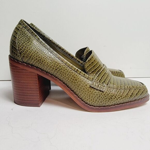 Vince Camuto Carigina Grren Croc Embossed Chunky Heel 90s Inspo Loafer Size 9.5 - Picture 1 of 8